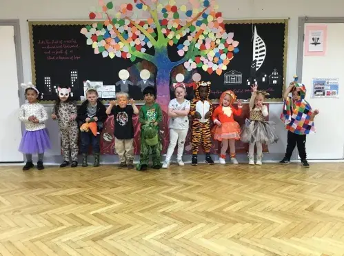 reception dress up day