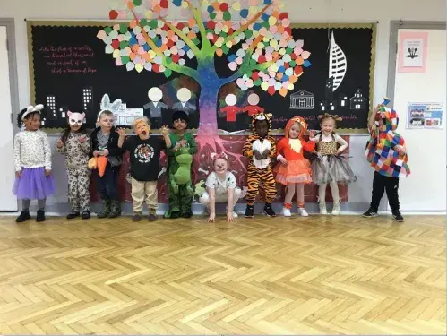 reception dress up day